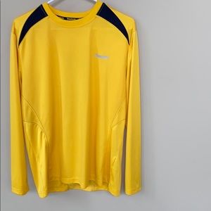 Reebok men’s lightweight long sleeve shirt